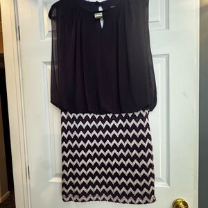 Perceptions Purple and White Chevron Pencil Skirt